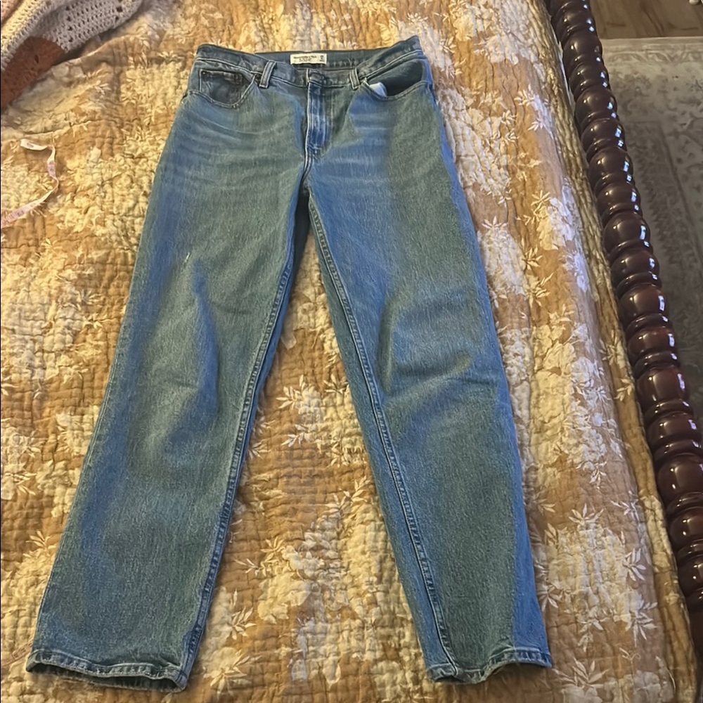 Abercrombie & Fitch 90s Straight Ultra High Rise Jeans